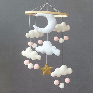 RAINBOW Felt Ball Mobile, Crib mobile nursery, Cloud mobile, BABY MOBILE, Monochrome mobile, Nursery Decor, Rainbow decor, Felt Mobile