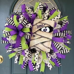 Halloween Wreath, Fall Mummy Wreath for Front Door, Halloween Boo Decor, Autumn Front Porch Decor, Decorate for Fall, Whimsical Mesh Wreath