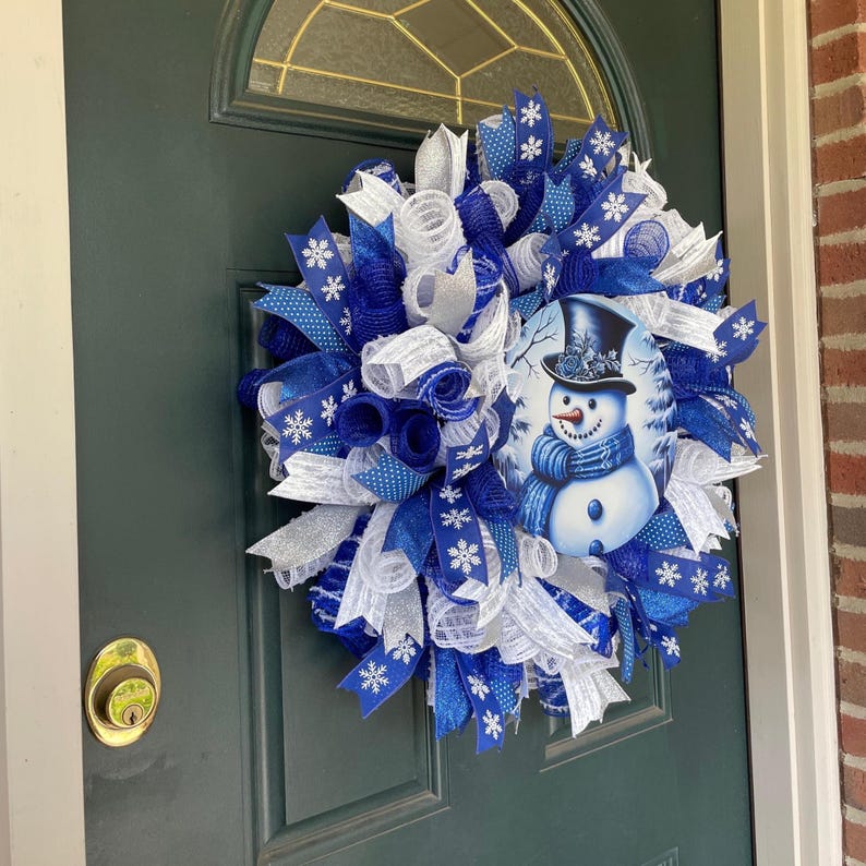 Winter Door Decoration Snowman Mesh Wreath Holiday Porch Display Royal Blue Design Whimsical Entrance Decor Large Size Construction Festive Snowflake Pattern Seasonal Welcome Sign Beautiful Front Door Hanging Winter Home Accessory Holiday