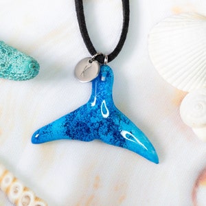 Unisex nautical pendant with whale charm, Beautiful ocean life animal resin necklace, Beach choker resin jewelry gift for her