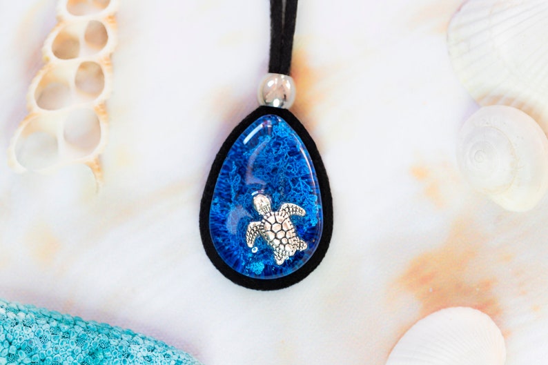 Beach Resin Necklace Pendant for Women, Ocean Life Summer Necklace