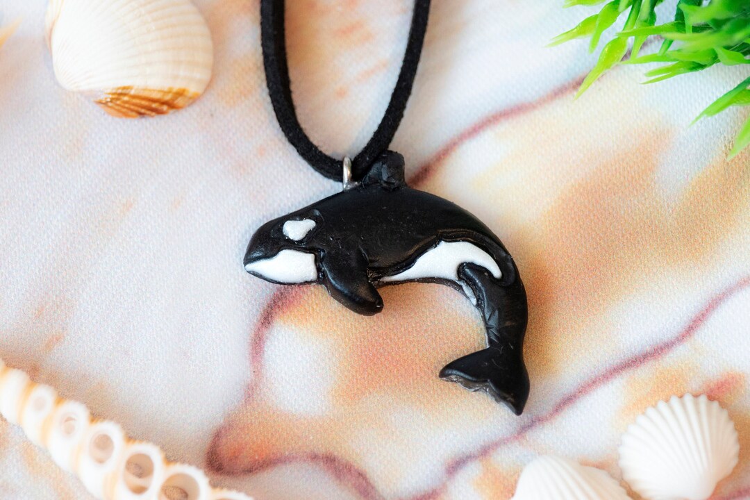 Orca Keiko Necklace Small Killer Whale Pendant Orca Charm Etsy