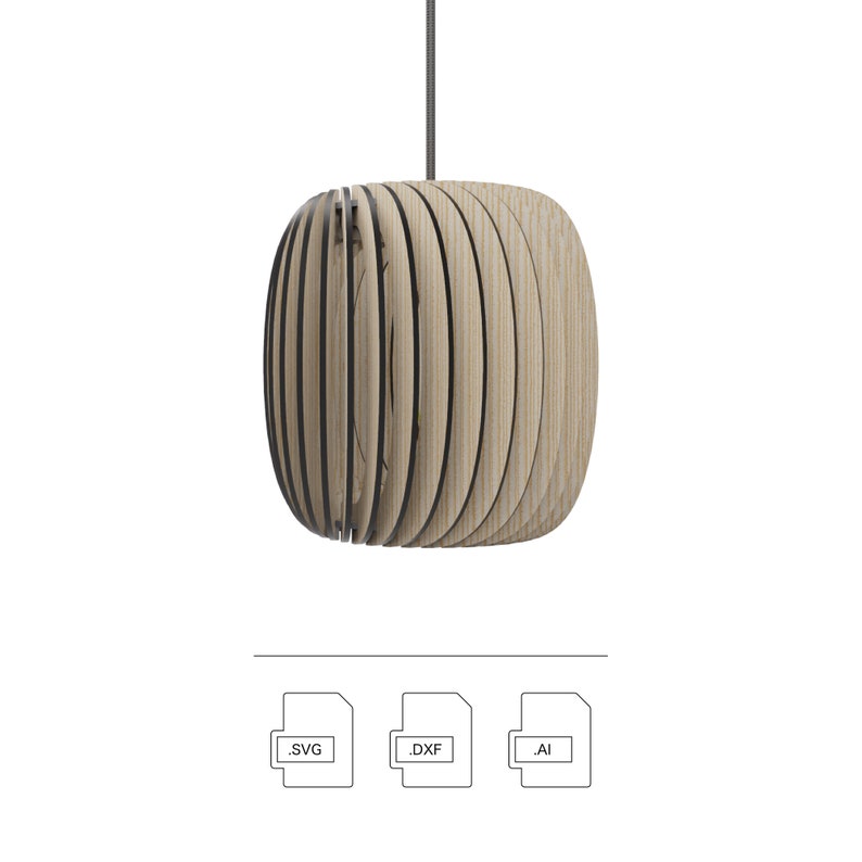 K&ouml;nnte beinhalten: Eine Holz-Pendelleuchte mit Lamellen-Design. Die Leuchte ist aus Naturholz mit hellbrauner Oberfl&auml;che und schwarzen Akzenten. Die Pendelleuchte h&auml;ngt an einem grauen Kabel.