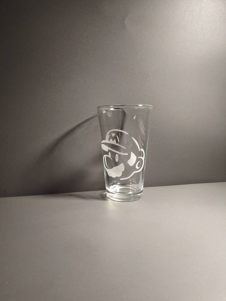 16oz Mario brother/'s etched pint glass.