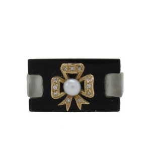 Handcrafted Fashion Ring ct. 1,30 Diamonds Onyx Pearl Fashion 14 Karat White Gold.