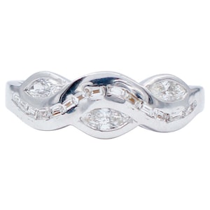 Diamonds,18 Karat White Gold Ring