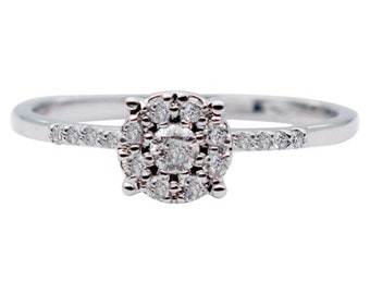 Diamonds, 18 Karat Solitaire White Gold Ring