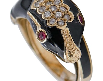 Rubis, diamantes, esmalte, anel de cobra em ouro amarelo 18 quilates