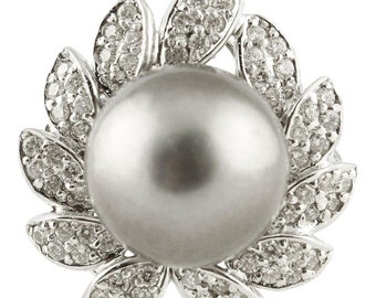 White Diamonds Gray Pearl White Gold Cluster Ring