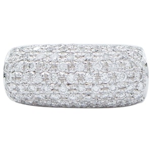 Diamonds, 18 Karat White Gold Ring