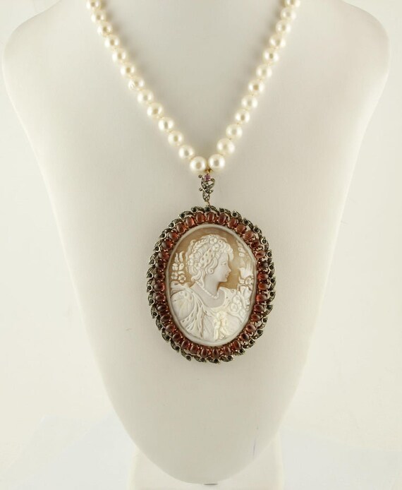 Cameo, Diamonds, Blue Sapphires, Garnets, 9k Rose… - image 2