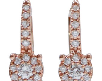 Pendientes modernos de oro rosa de 18 quilates con diamantes.