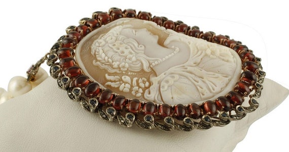 Cameo, Diamonds, Blue Sapphires, Garnets, 9k Rose… - image 6