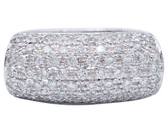 Anillo de oro blanco de 18 quilates y diamantes