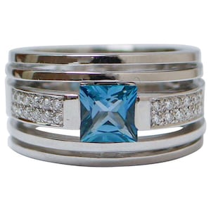 Topaz, Diamonds, 18 Karat White Gold Ring.