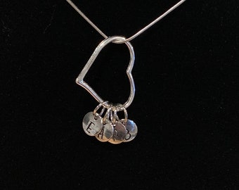 Initial necklace/mother's day gift/heart necklace