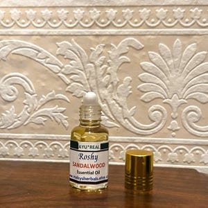 Mysore Sandalwood Essential Oil (H): 5 ml. Natural, high-end aromatherapy oil with earthy sweet woody aroma. Roll-on skin & add to cream. image 3