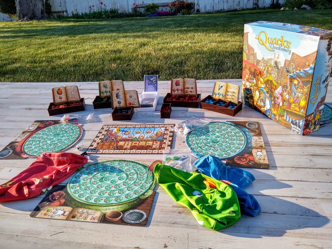 Quacks of Quedlinburg Herb Witches Ingredients Storage Crates, Gameplay