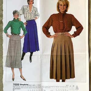 Vintage 1980&#39;s Simplicity Pattern 7098, Misses&#39; Skirts, UNCUT/FF, Size 8