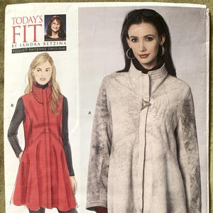 Vogue Pattern V1494, Today&#39;s Fit by Sandra Betzina, Misses&#39; Coat and Vest, UNCUT/FF, All Sizes
