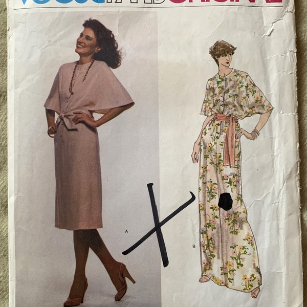 Vintage 1970's Vogue Pattern 1625, Vogue Paris Original, Pierre Balmain, Misses' Dress, CUT, Size 10