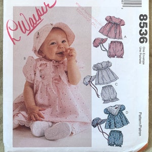 Jahrgang 1990&#39;s McCall&#39;s Pattern 8536, Kleinkinder Kleid/Hut/Höschen, UNCUT/FF, S-Medium-Large-XLarge