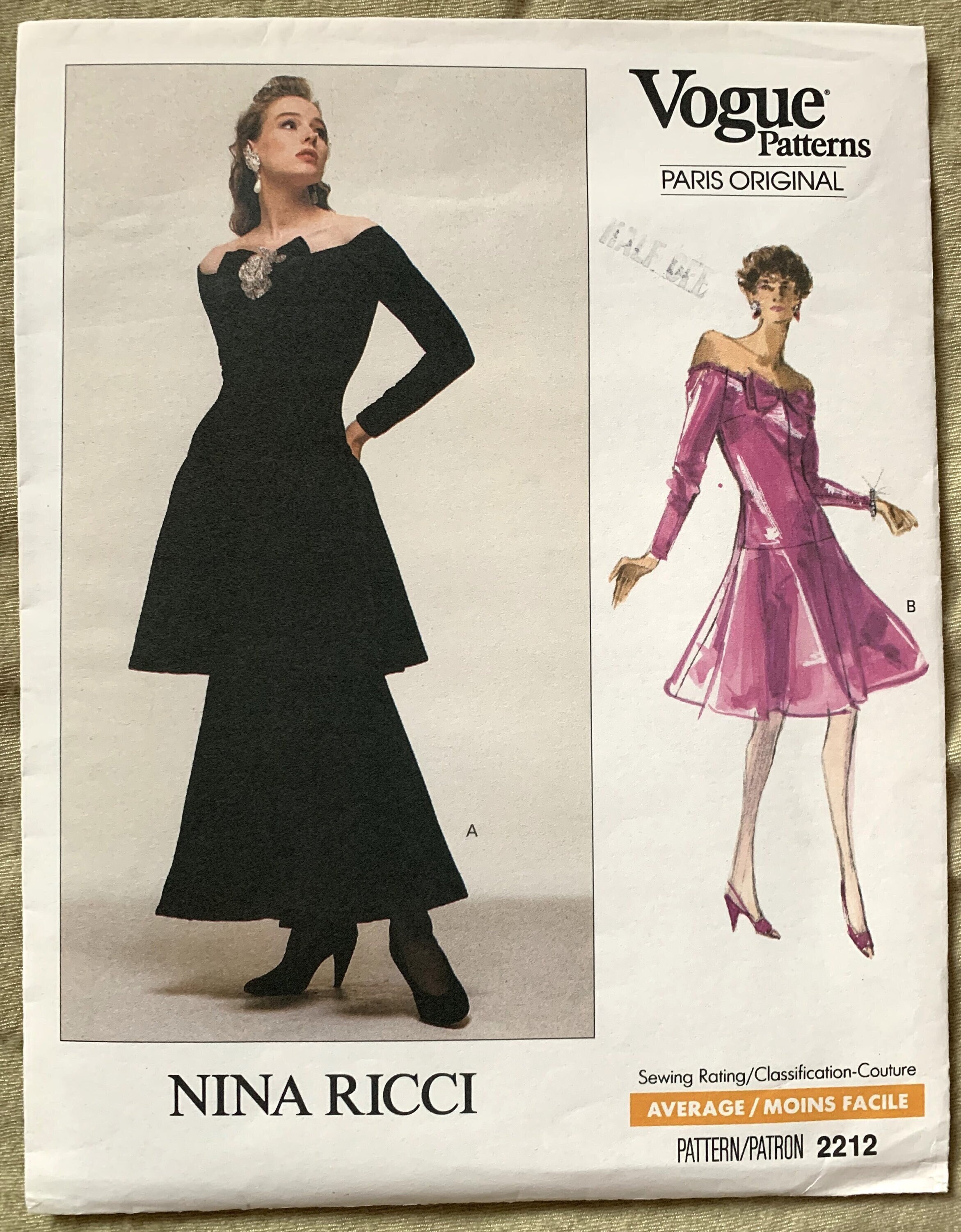 Nina Ricci, Haute Couture, circa 1967, Long printed crepe dress