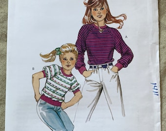 Vintage 1980's Kwik Sew Pattern 1411/1412, Girl's T-Shirt, UNCUT, Size 4-5-6-7 or Size 8-10-12-14