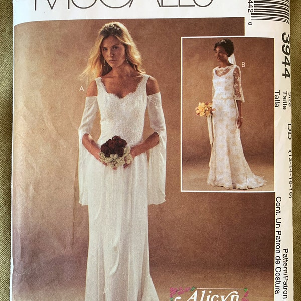 McCall's Pattern 3944, Alicyn Exclusives, Misses'/Miss Petite Wedding Dresses, CUT, Size DD (12-14-16-18)