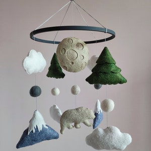 Baby mobile woodland, PNW mobile, Mountain mobile, Bear baby mobile, National park crib mobile, Baby shower gift