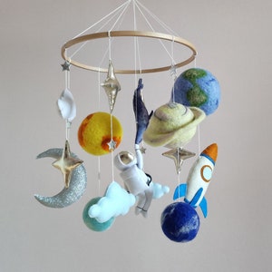 Weltraum Babymobile, Astronautenbabymobil, Sonnensystemmobile, Planetenmobile, Weltraumdekor