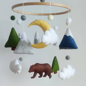 Woodland baby mobile, Woodland nursery decor, Forest animals mobile, Mountain/Bear mobile for crib, Baby shower gift, New baby gift