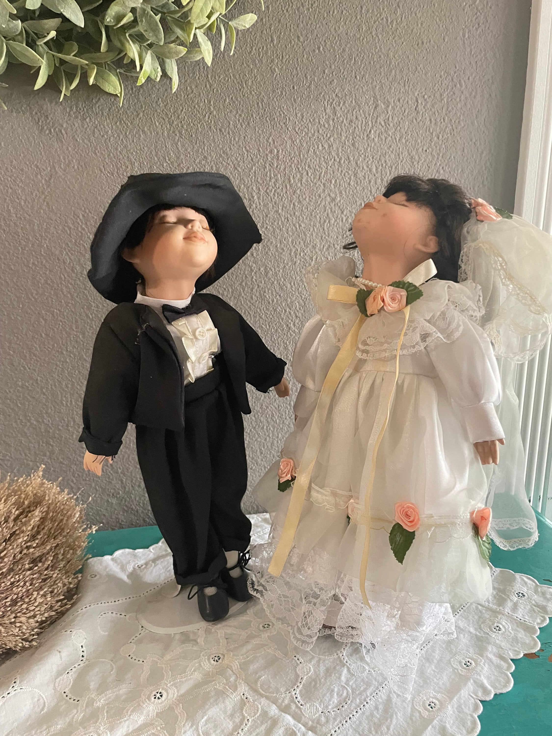 Vintage Geppeddo Porcelain Bride and Groom Dolls Etsy
