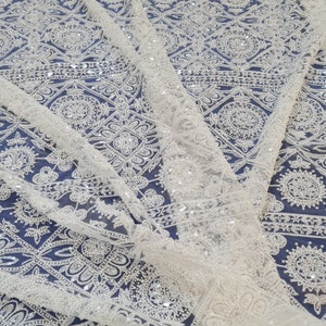LL-1488, gorgeous bridal lace fabric with geometrical pattern, guipure lace per meter, lace fabric in off-white
