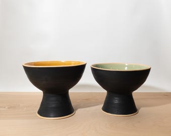 Raised Ceramic Cat Food Bowl - Elevated height for comfortable eating