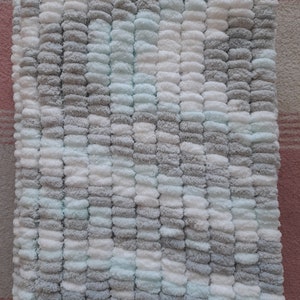 Pom pom baby blanket/ baby blanket/ baby shower gift/ green tree