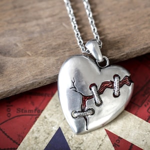 Controse Broken Heart Necklace, Heart Necklace, Stainless Steel