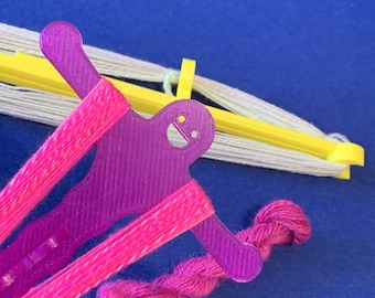 Windy Wendy, maleńka, malutka, drobna, kiciusia! Składana nawijarka do włóczki o długości jednego jarda.