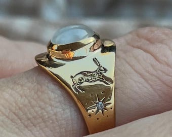 Oval Moonstone Rabbit Ring: Starburst Zircon, 925 Sterling Silver