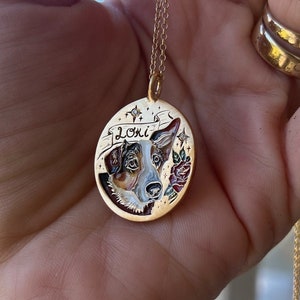 Collar de plata de ley 925 pintado a mano con retrato de mascota ovalado y diseño personalizado, collar con flor de nacimiento