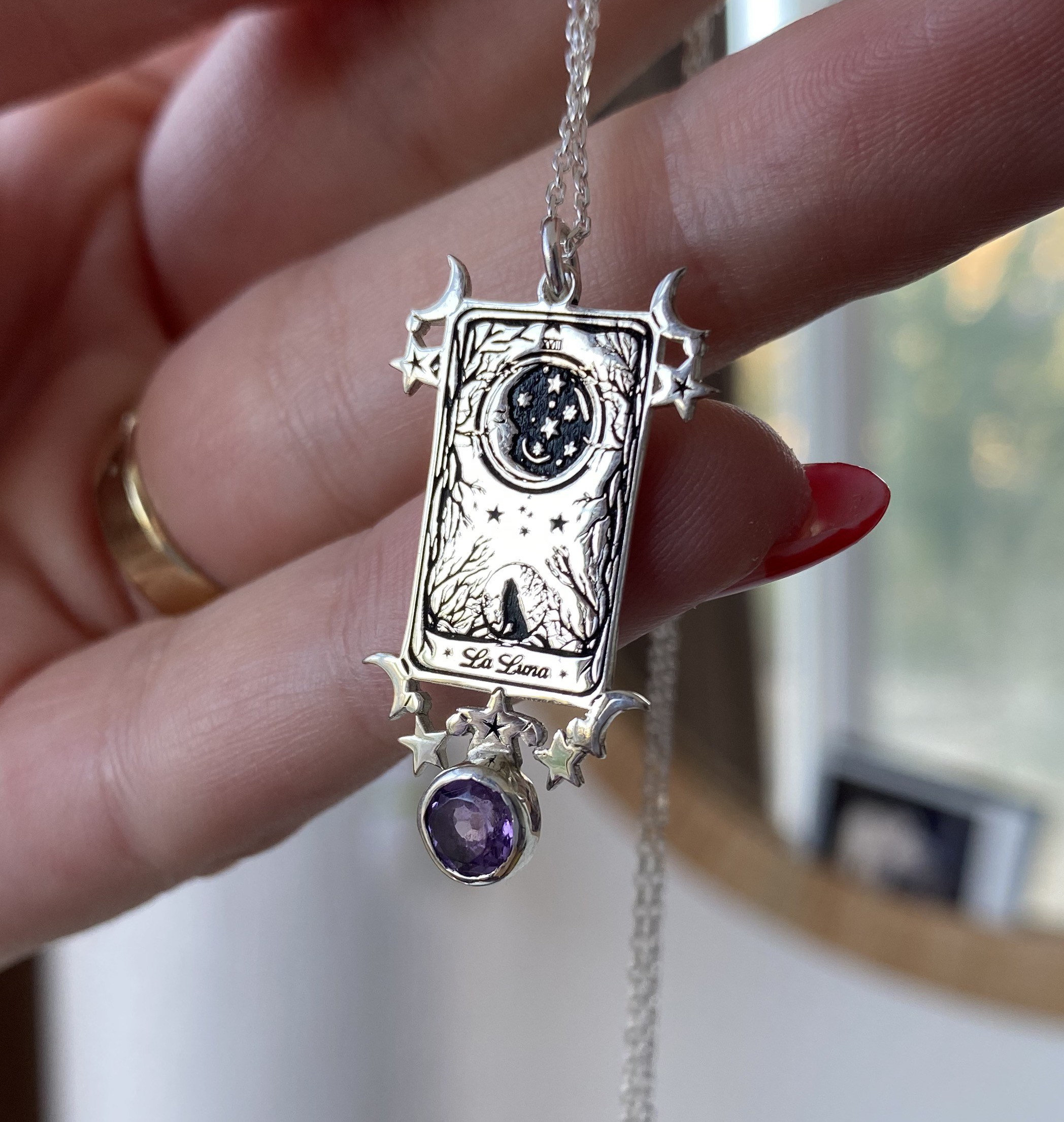 Tiny La luna ( Linerworks design) with amethyst stone 925 silver necklace