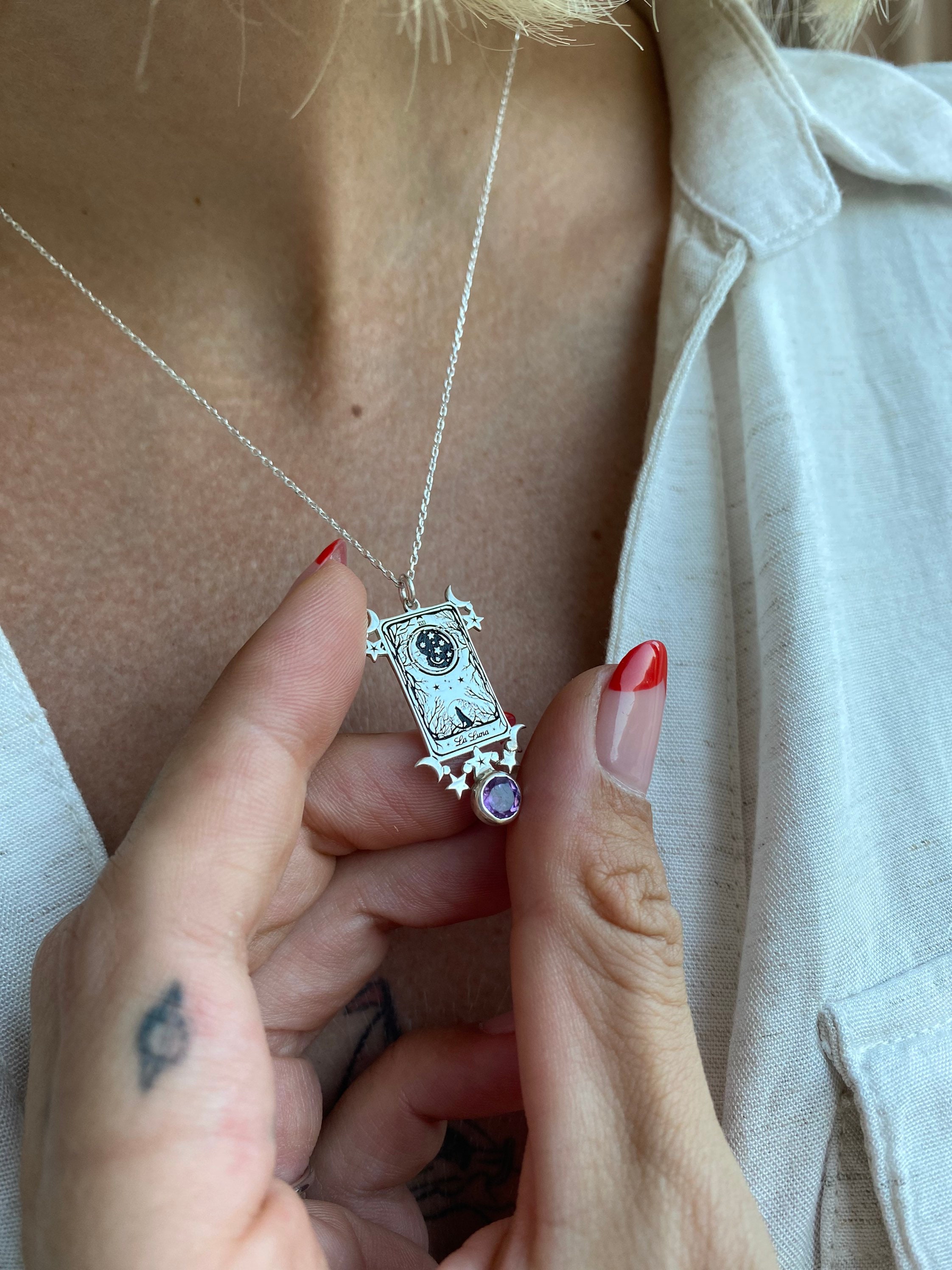 Tiny La luna ( Linerworks design) with amethyst stone 925 silver necklace