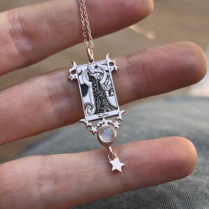 Das spezielle Design von Tiny Linerworks mit baumelndem Stern, der Stern-Tarot-Karte mit Edelstein-Silberhalskettengeschenk für sie