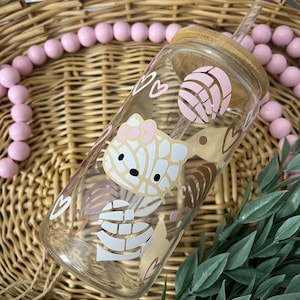 Cat and Friends Iced Coffee Glass Cup | Kitty Beer Can Glass | Kawaii Glass Can with Lid and Straw | Cute Coffee Cup for Women Friends Mom
