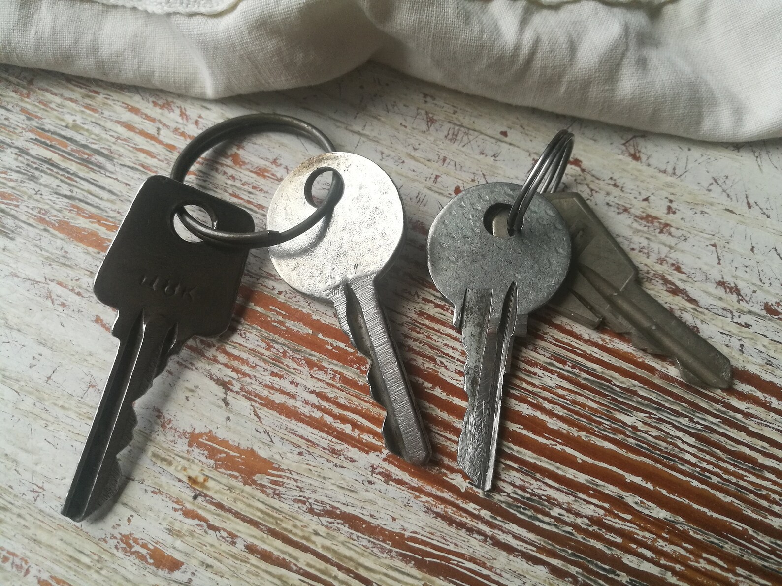 Set of 7 Vintage Metal Keys Russian Metal Keys Assortment of Etsy Denmark