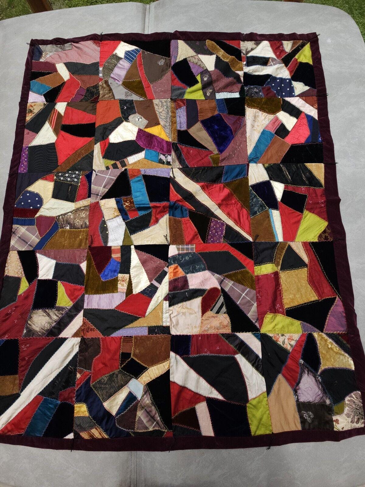 ハンドメイド　アンティークウール　クレージーキルトマット　パッチワーク　毛糸刺繍 ハンドメイド アンティークウール クレージーキルトマット パッチ