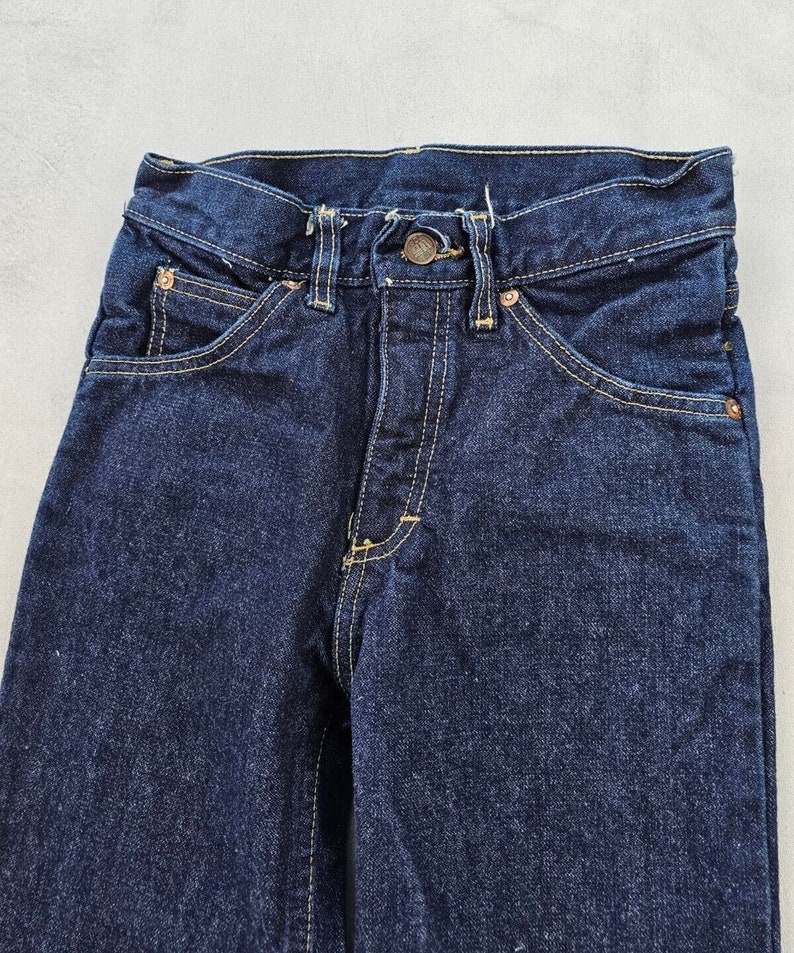 Vintage 1970s 80s US Top Deadstock Indigo Blau Denim Jeans Bootcut Jugend 25 W Bild 4