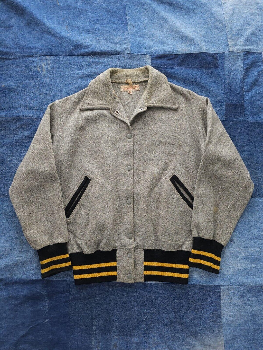 Vintage 1950s Mitchell & Ness Sporting Goods Grey Wool