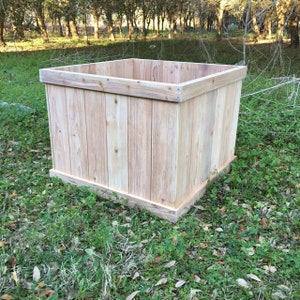 Cedar Planter Box, Square Cedar Planter, Elevated Planter Box, Outdoor Planter, Patio Planter, Garden Box, Outdoor Garden Box, Tree Box
