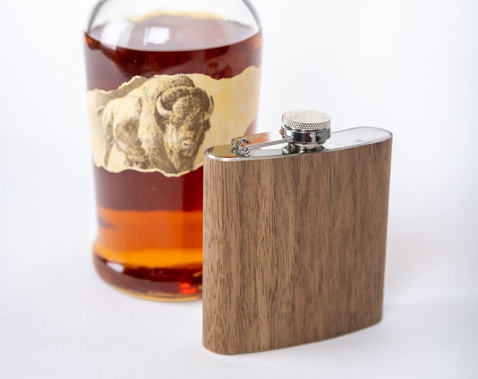 Groomsmen Wedding Gift Flask, Bourbon Hip Decanter, Wood Liquor Canteen, Walnut 6oz Whiskey Flask, Groomsman Gift, Wooden Groomsman Gift